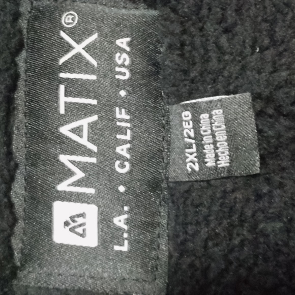 Matix  Shirt Jacket.      Size 2XL - Picture 6 of 10